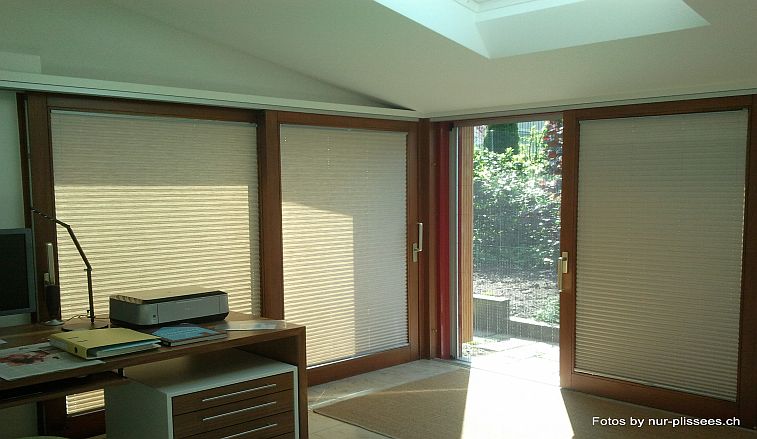 Plissees Faltstoren by nur-plissees.ch